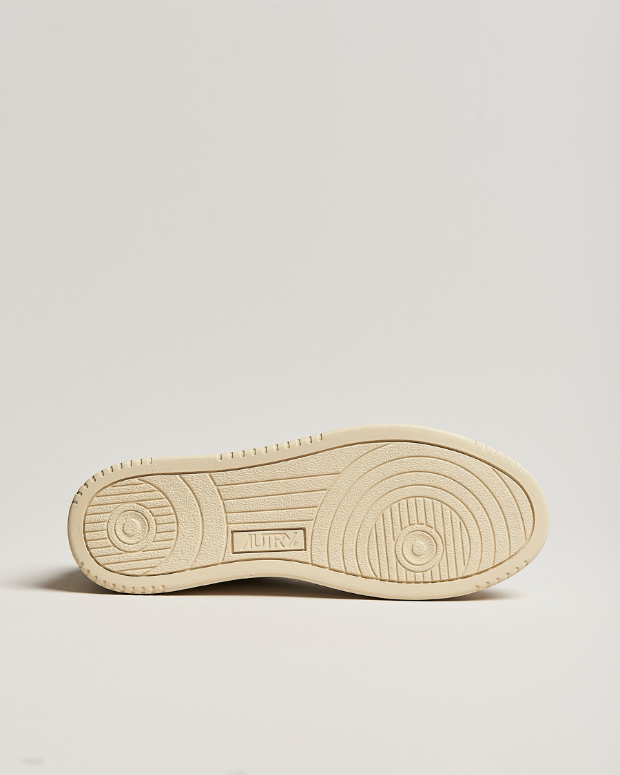 Men | Sneakers | Autry | Medalist Low Super Soft Goat Leather Sneaker White/Blue