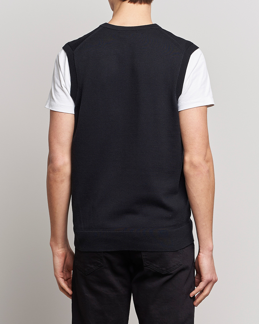 Men | Sweaters & Knitwear | Fred Perry | Classic V-Neck Tank Black