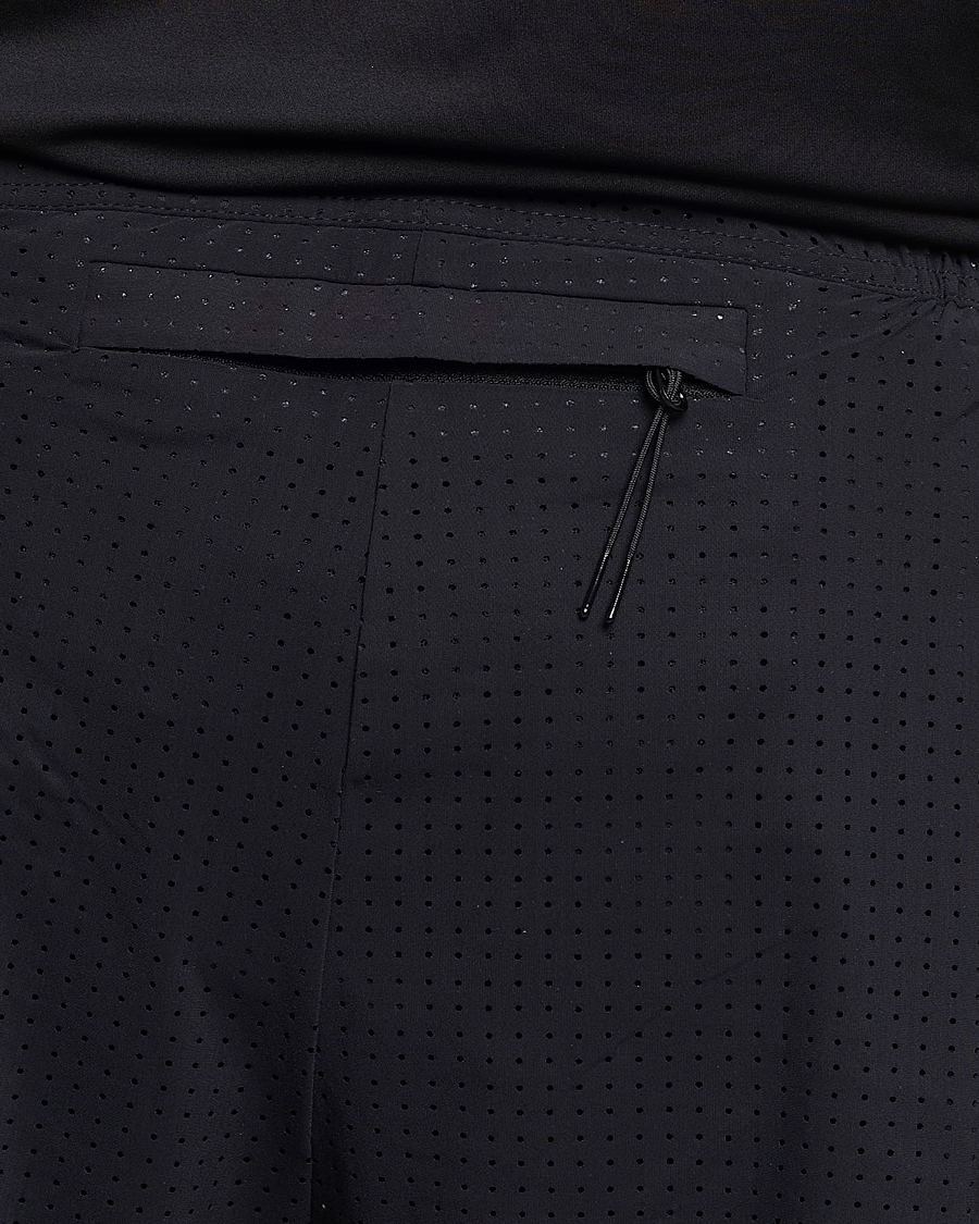 Men | Shorts | Satisfy | Space-O 2.5 Inch Shorts Black