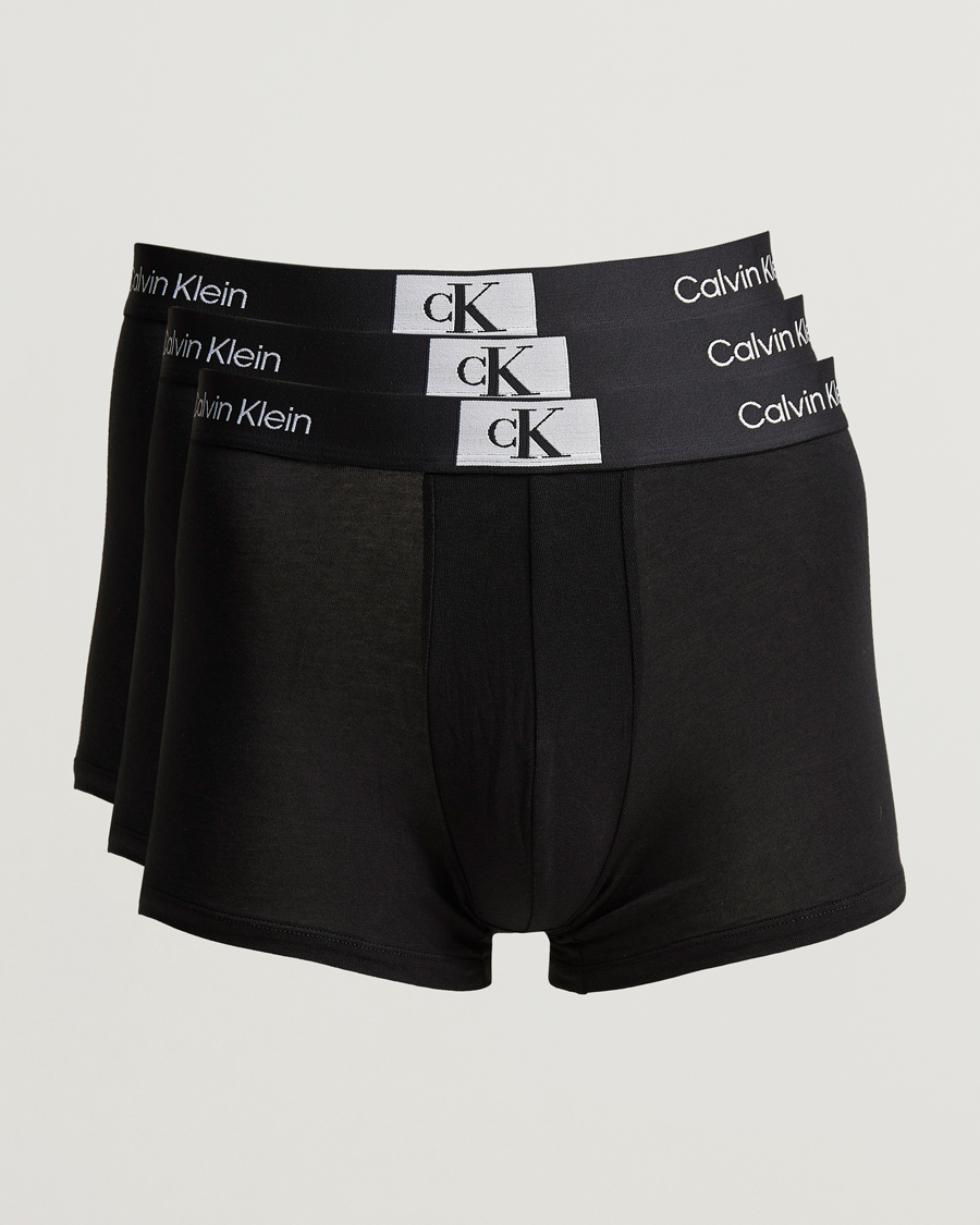 Men | Underwear & Socks | Calvin Klein | Cotton Stretch Trunk 3-pack Black