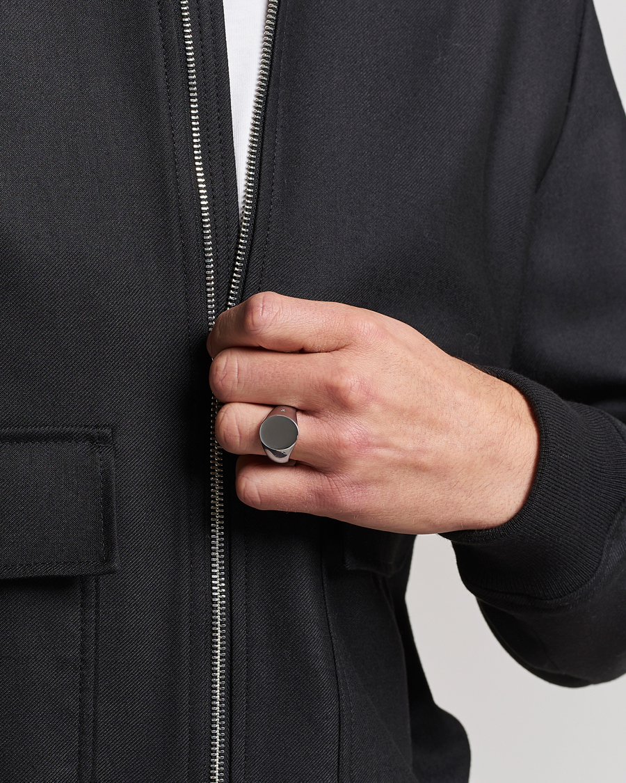 Men | Jewellery | Tom Wood | Oval Polished Ring Silver