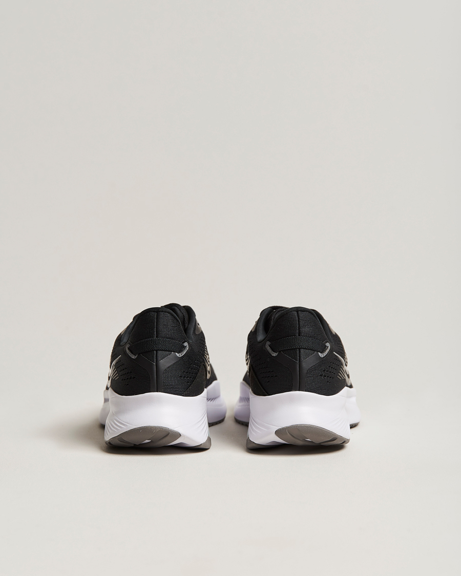 Men | Saucony Guide 16 Running Sneakers Black/White | Saucony | Guide 16 Running Sneakers Black/White