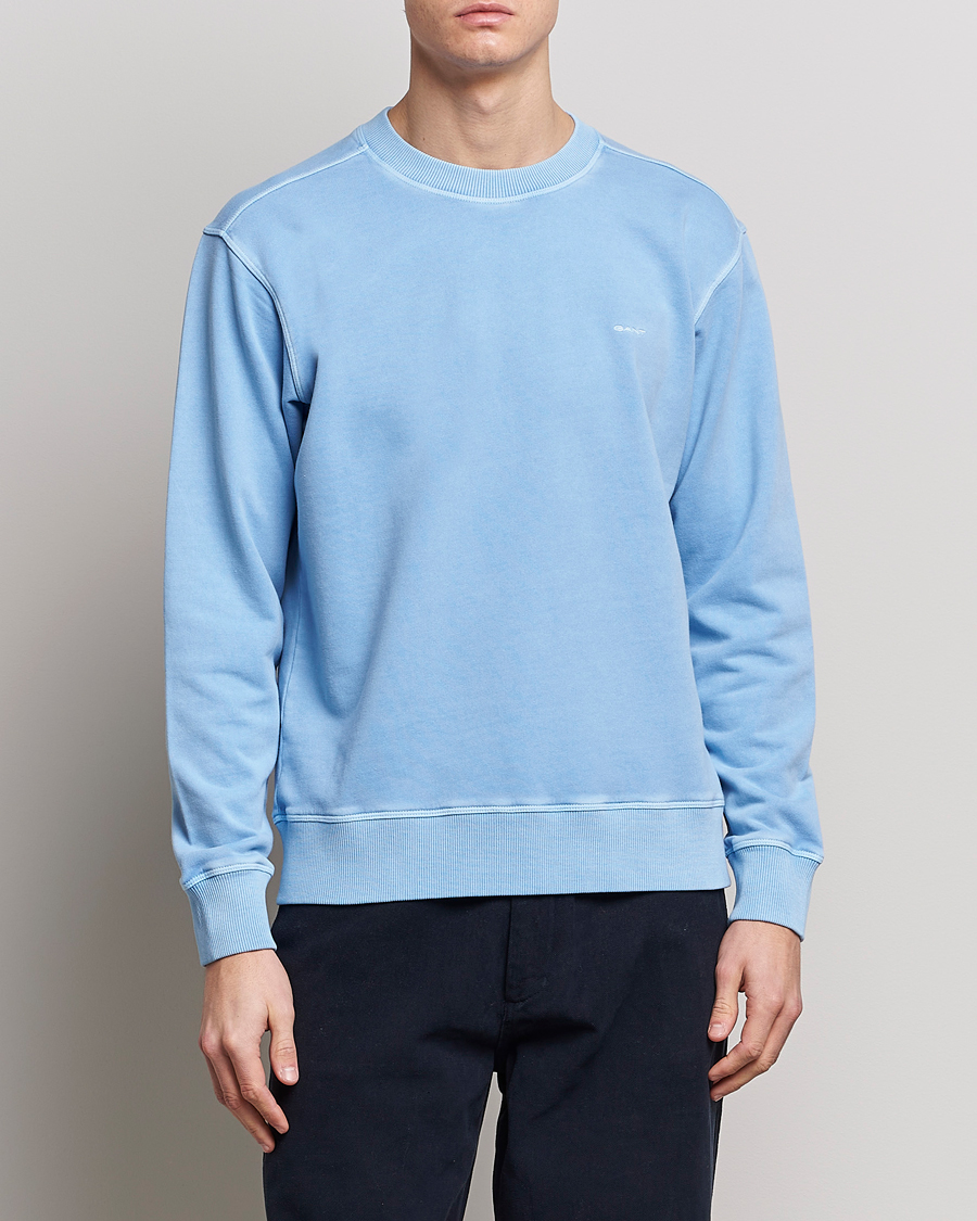 Men | Sweaters & Knitwear | GANT | Sunbleached Crew Neck Sweatshirt Gentle Blue