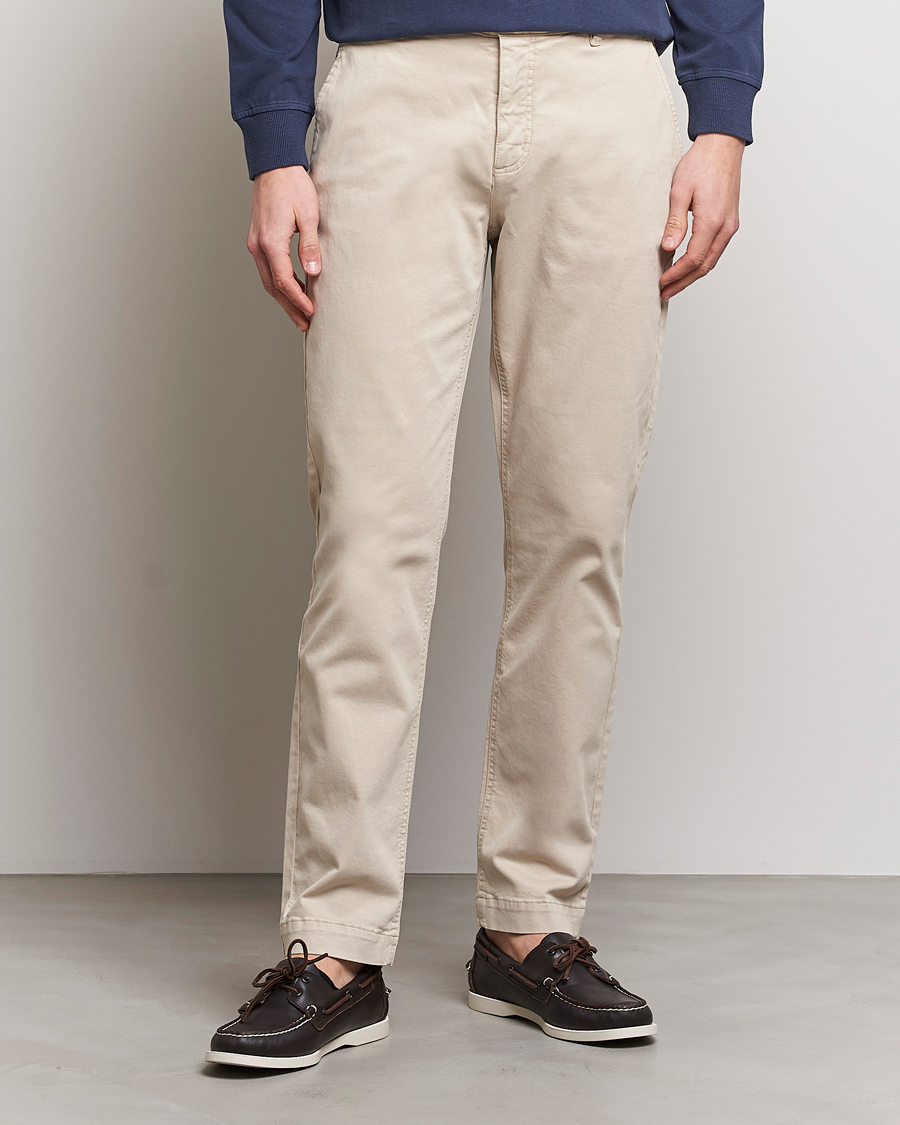 Men | Trousers | Morris | Jeffrey Brushed Chinos Khaki