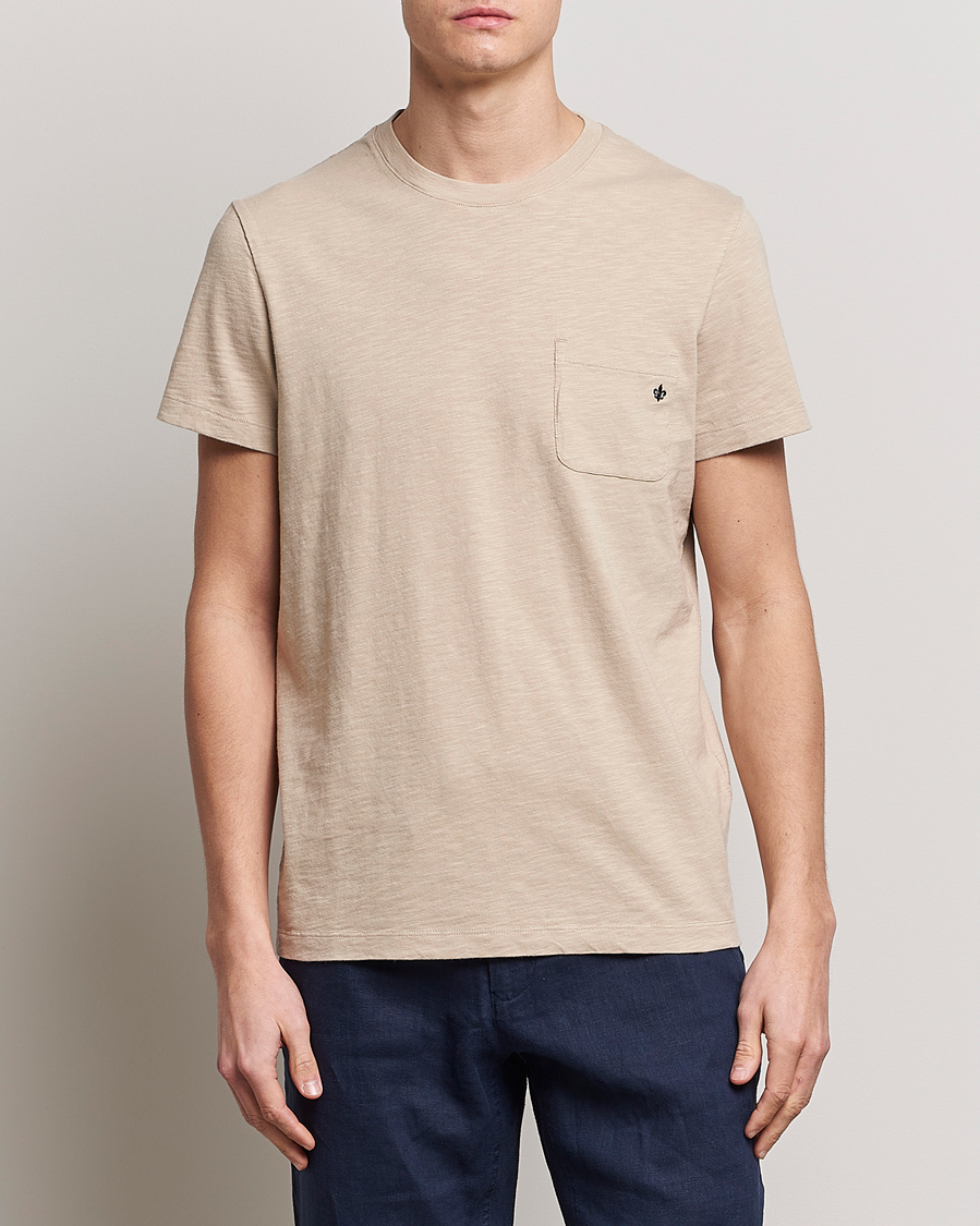 Men | T-Shirts | Morris | Lily Slub Pocket Crew Neck Tee Beige