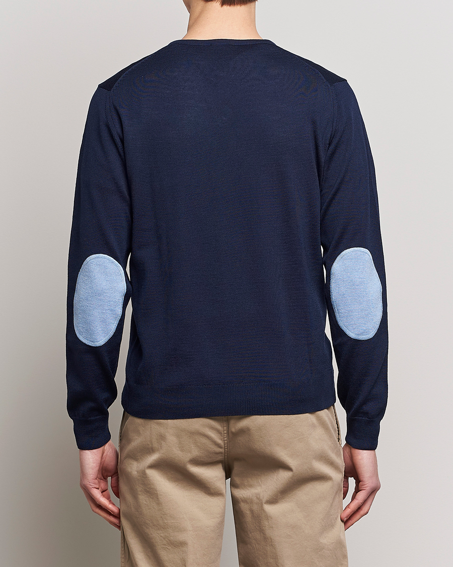 Men | Sweaters & Knitwear | Stenströms | Merino Patch V-Neck Navy/Light Blue