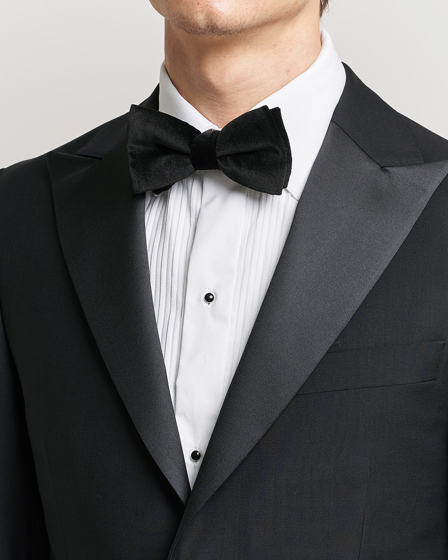 Men | Eton Pre-Tied Velvet Bow Tie Black | Eton | Pre-Tied Velvet Bow Tie Black
