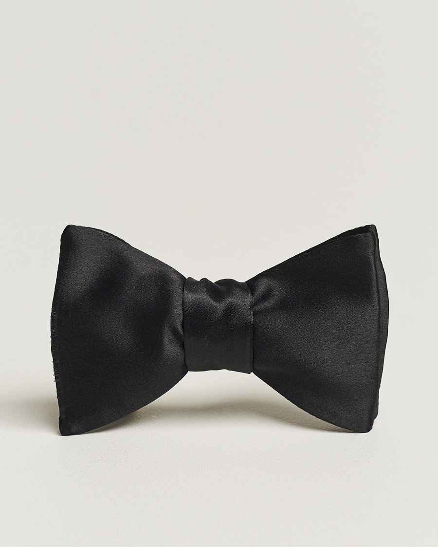 Men | Eton Pre-Tied Silk Bow Tie Black | Eton | Pre-Tied Silk Bow Tie Black