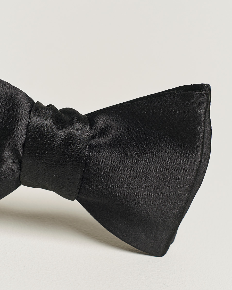 Men | Eton Pre-Tied Silk Bow Tie Black | Eton | Pre-Tied Silk Bow Tie Black