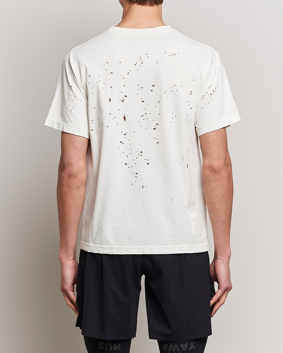 Men | T-Shirts | Satisfy | MothTech T-Shirt Off White
