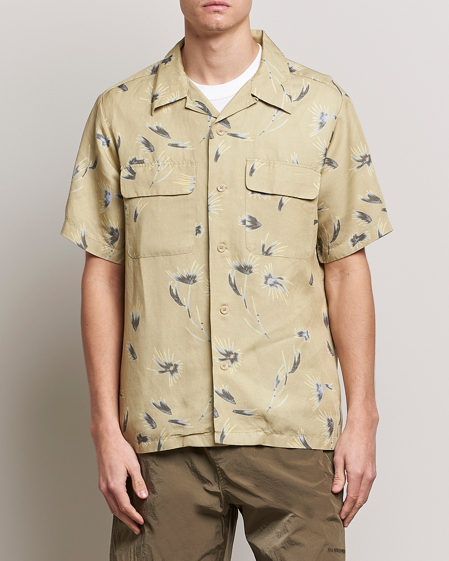 Men | Shirts | NN07 | Daniel Short Sleeve Tencel/Linen Printed Shirt Pale Olive