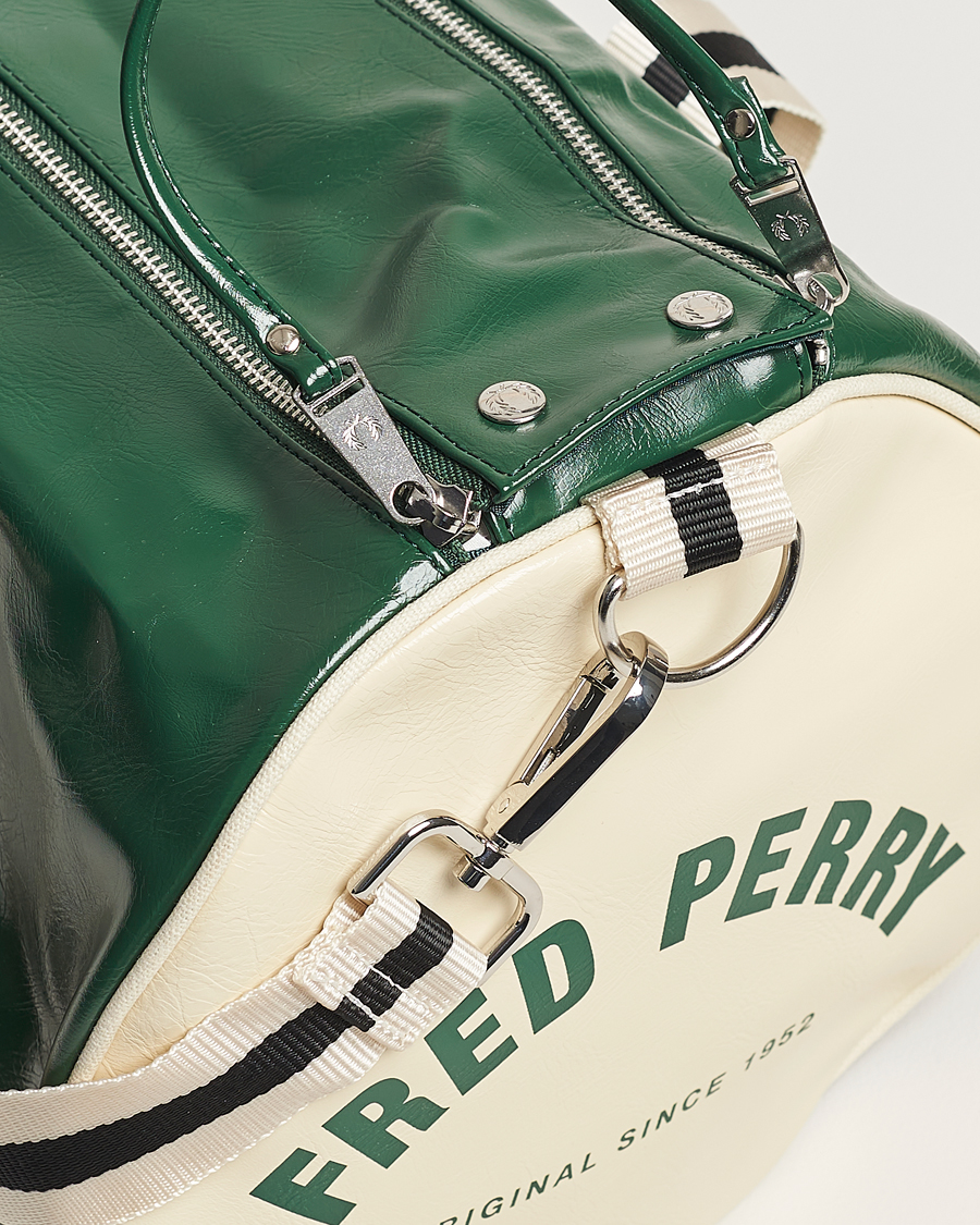 Men | Fred Perry Classic Barrel Bag Tartan Green | Fred Perry | Classic Barrel Bag Tartan Green
