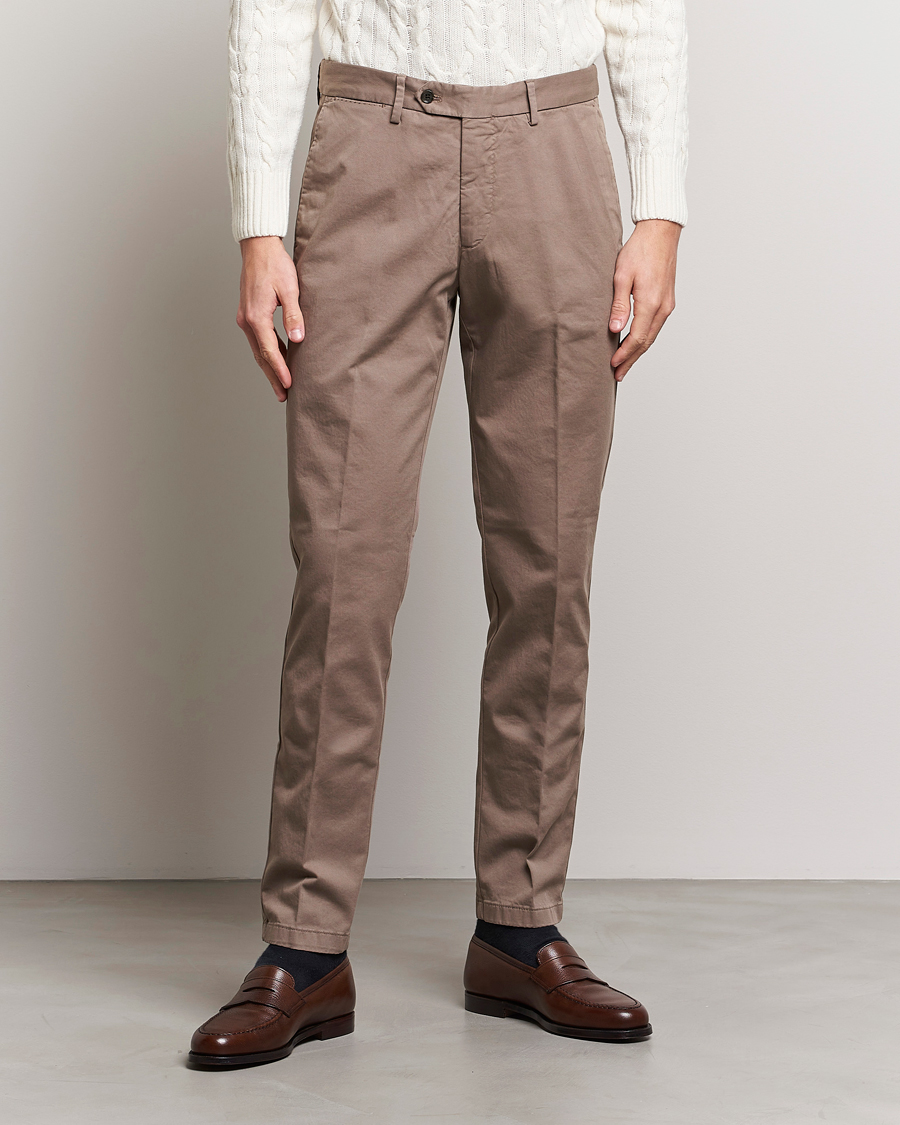Men | Trousers | Oscar Jacobson | Danwick Cotton Trousers Light Brown
