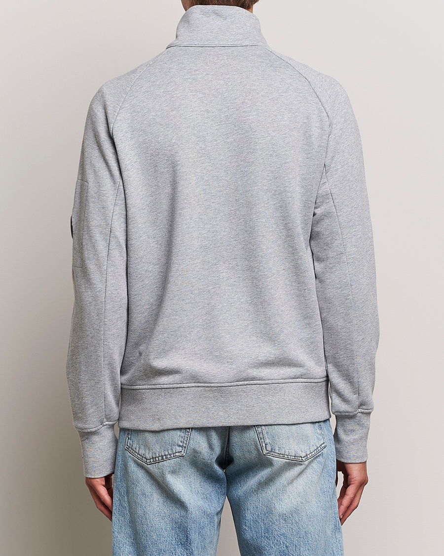 Men | Sweaters & Knitwear | C.P. Company | Diagonal Raised Fleece Full Zip Lens Sweatshirt Grey