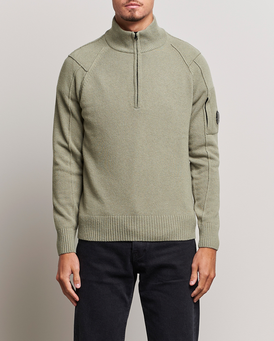 Men | Sweaters & Knitwear | C.P. Company | Lambswool Lens Half Zip Silver Sage