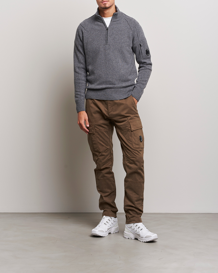 Men | Sweaters & Knitwear | C.P. Company | Lambswool Lens Half Zip Grey Marl
