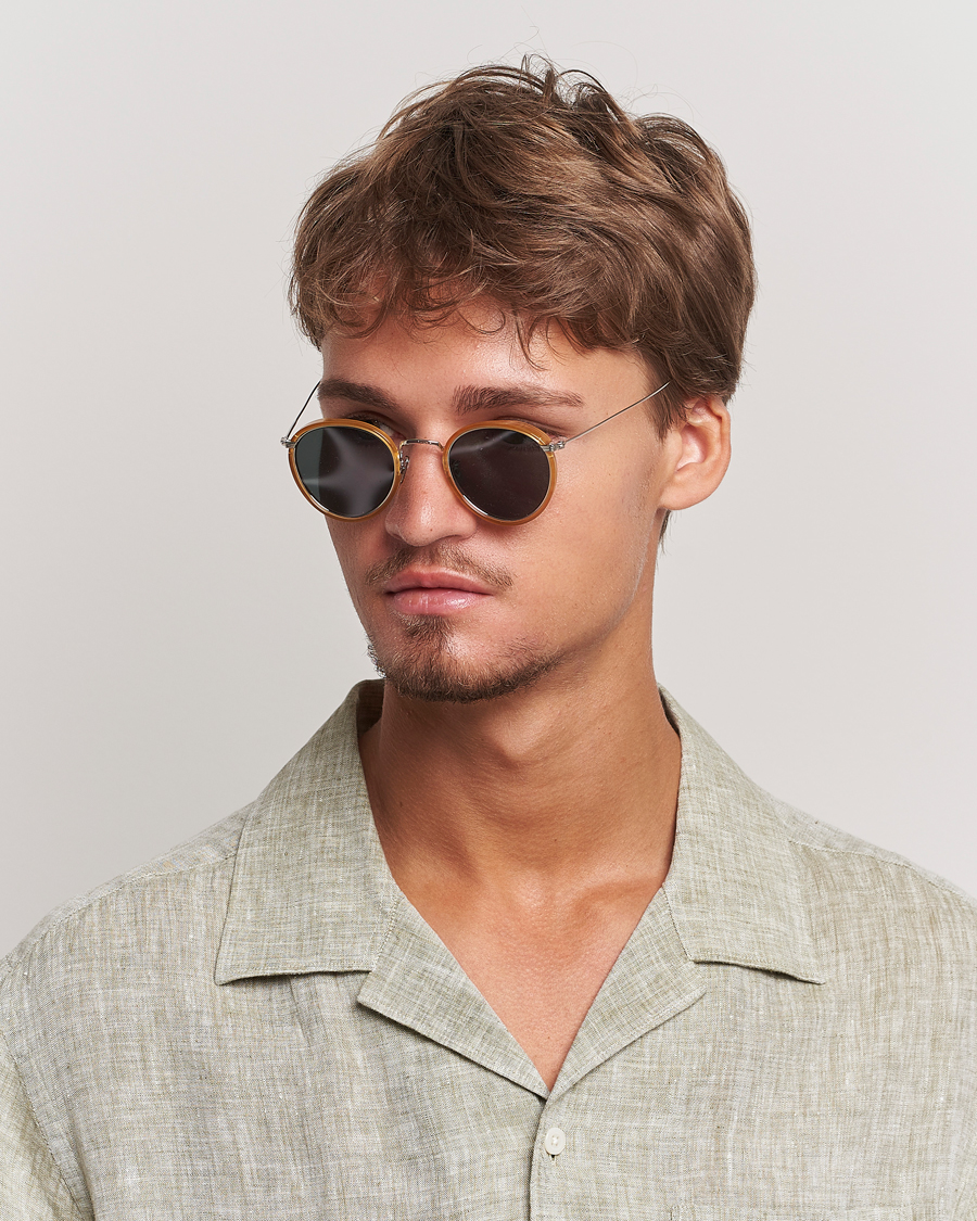 Men | Sunglasses | EYEVAN 7285 | 717E Sunglasses Silver Honey