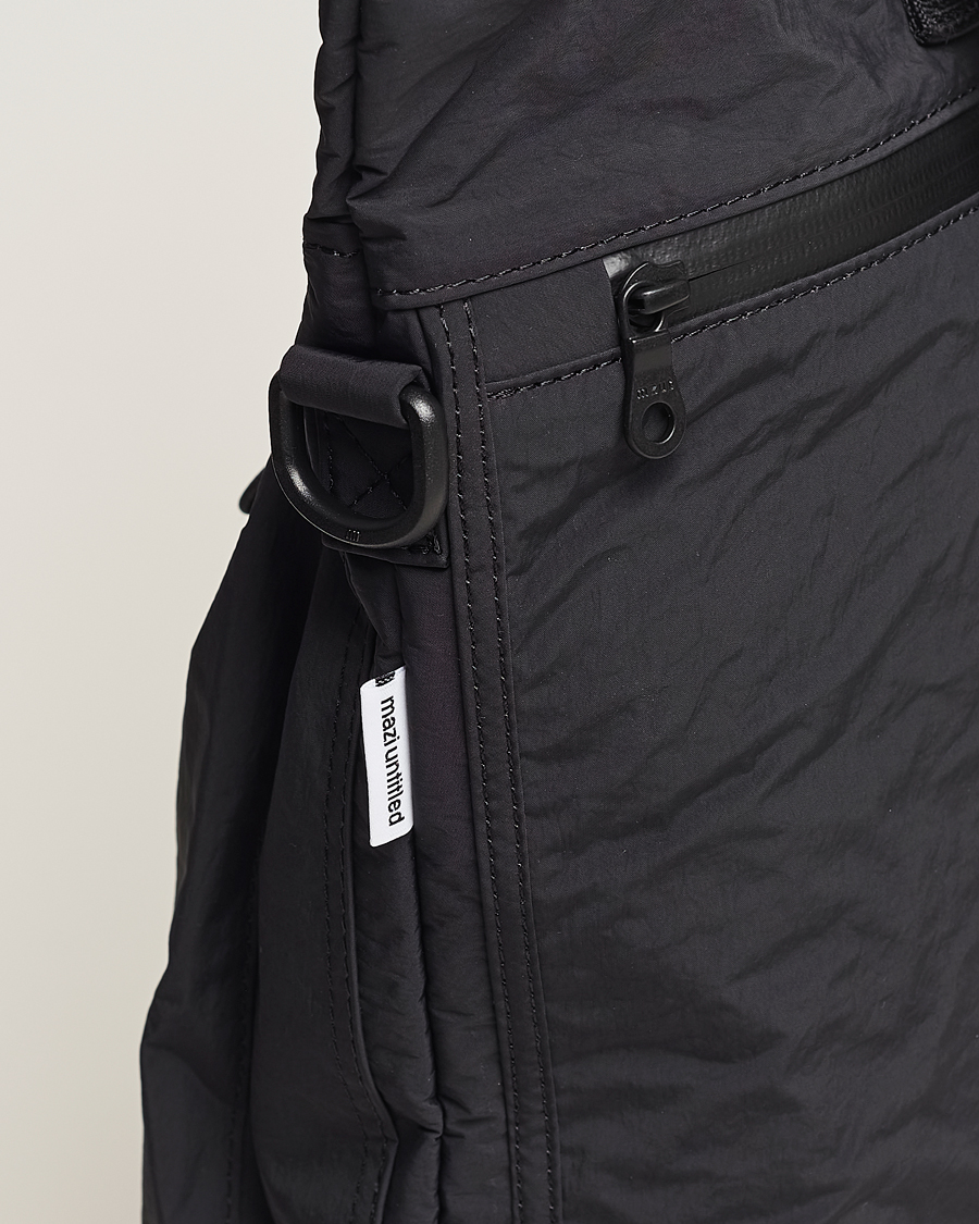 Men | Bags | mazi untitled | Helmet Bag 02 Nylon Tote Black