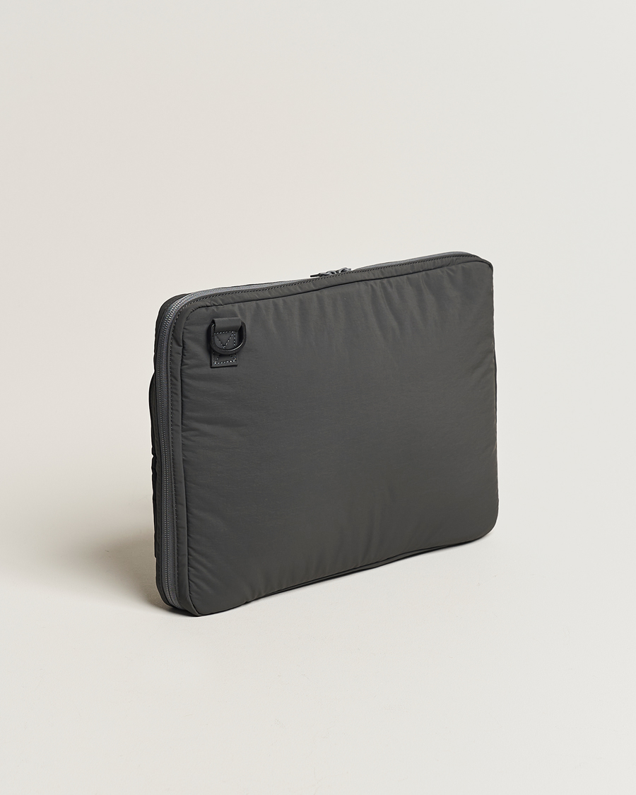 Men | mazi untitled AM Case 02 Nylon Portfolio Grey | mazi untitled | AM Case 02 Nylon Portfolio Grey