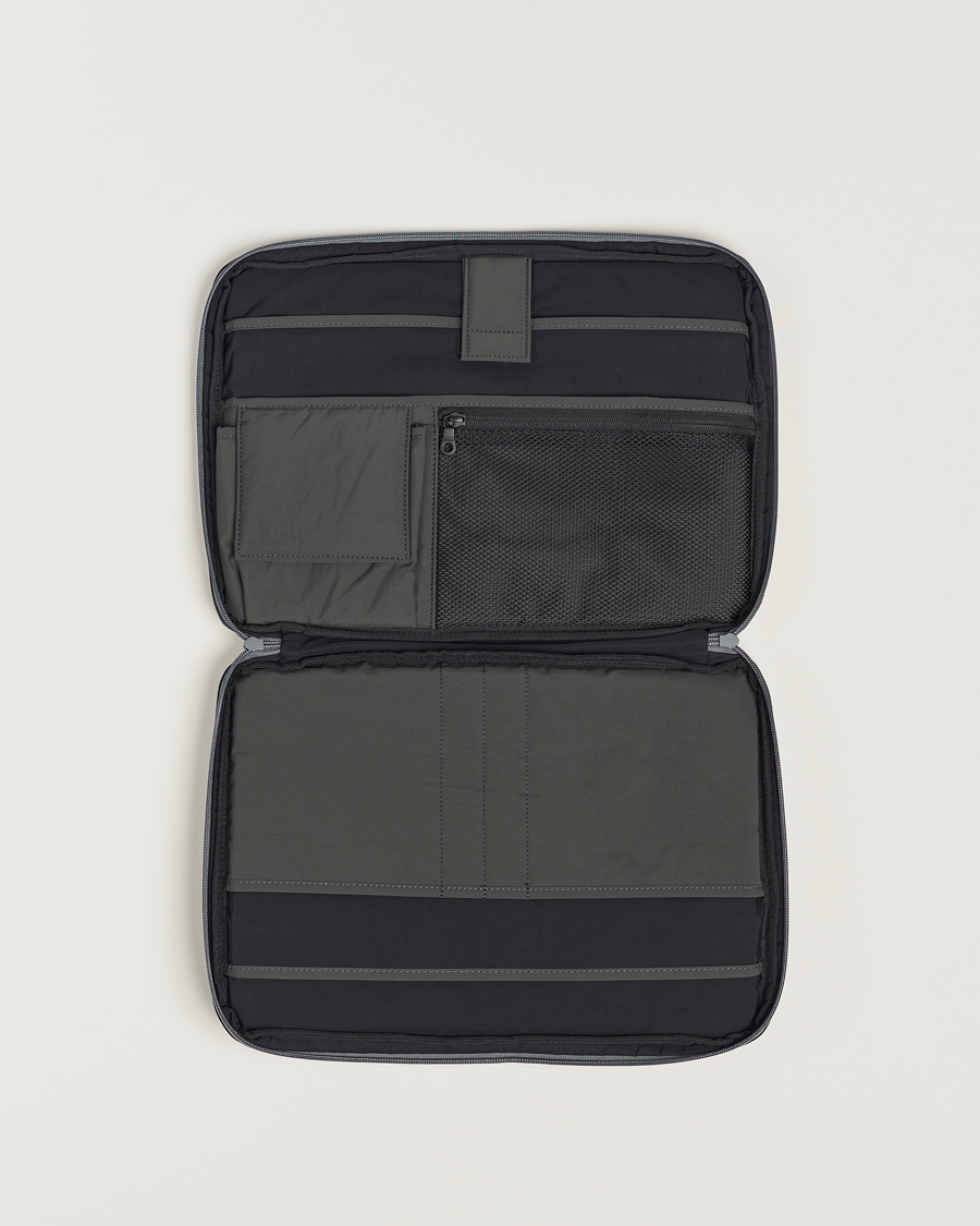 Men | mazi untitled AM Case 02 Nylon Portfolio Grey | mazi untitled | AM Case 02 Nylon Portfolio Grey