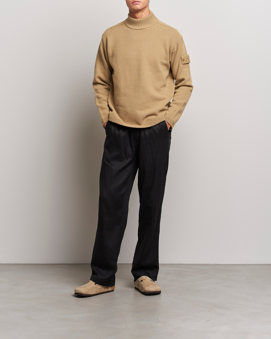 Men | Sweaters & Knitwear | Stone Island | Ghost Piece Geelong Wool Turtleneck Dark Beige