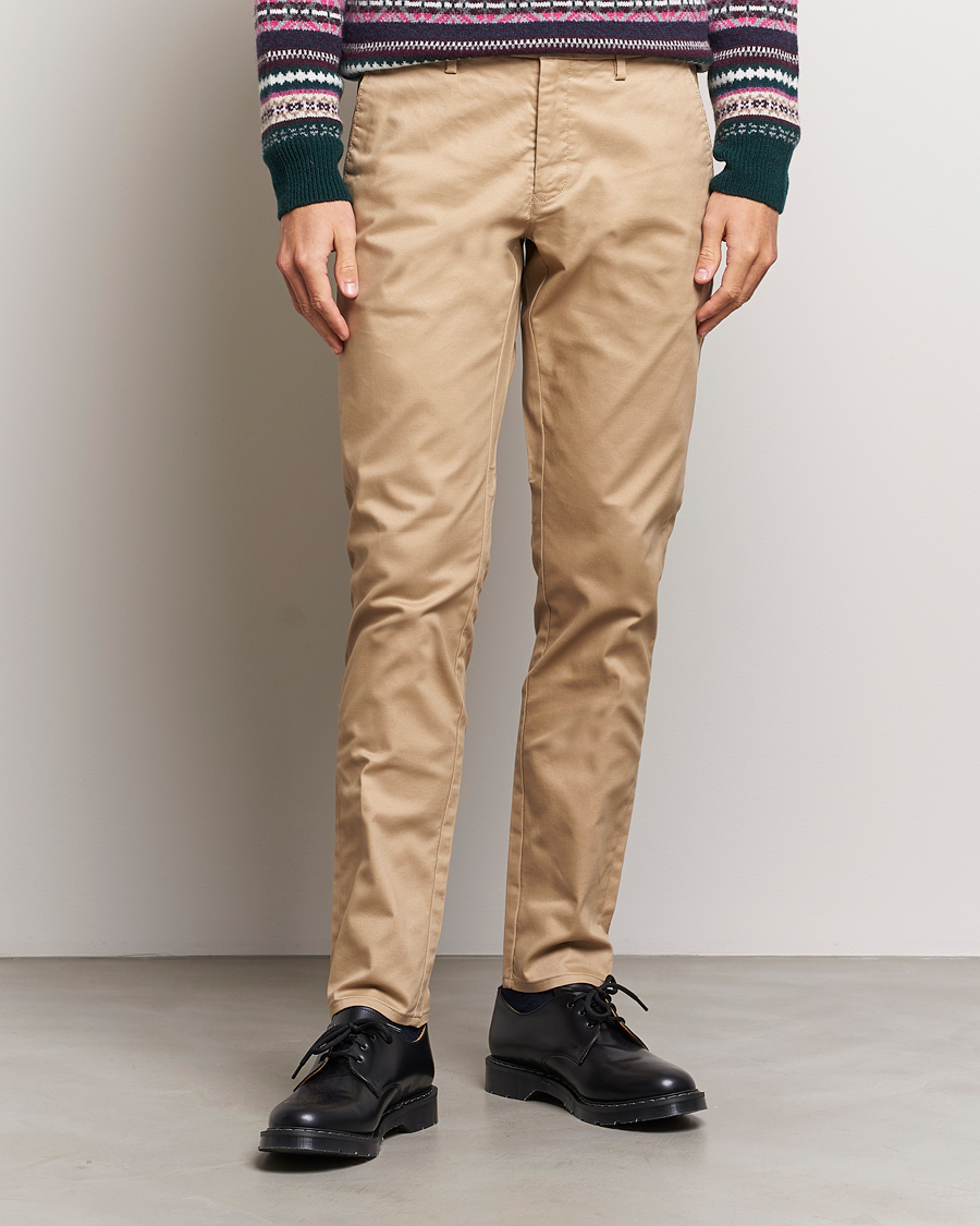 Men | Trousers | GANT | Slim Fit Tech Prep Chino Dark Khaki