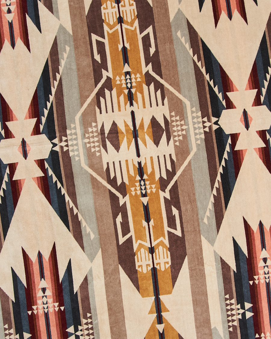Men | Fabrics | Pendleton | Oversized Jacquard Spa Towel White Sands