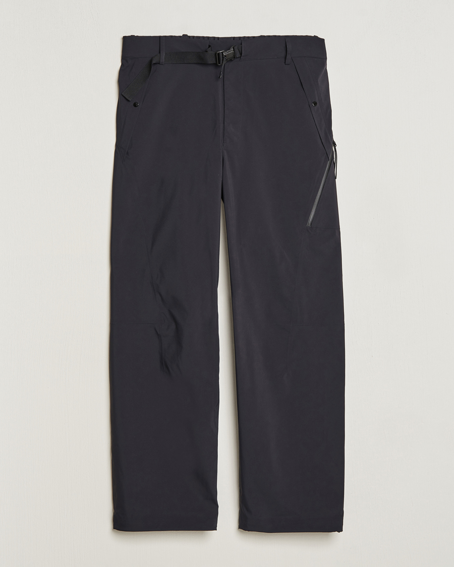 Men | Trousers | C.P. Company | Metropolis GORE-TEX Infinium Shell Cargo Pants Black