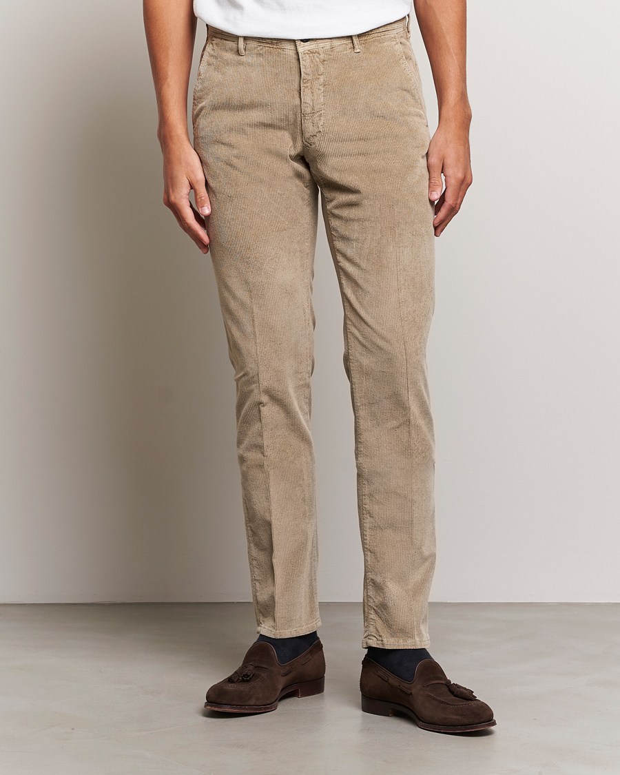 Men | Trousers | Incotex | Slim Fit Leisure Cord Slacks Beige