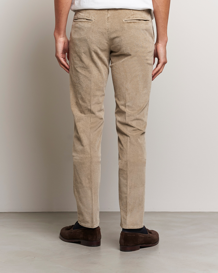Men | Trousers | Incotex | Slim Fit Leisure Cord Slacks Beige