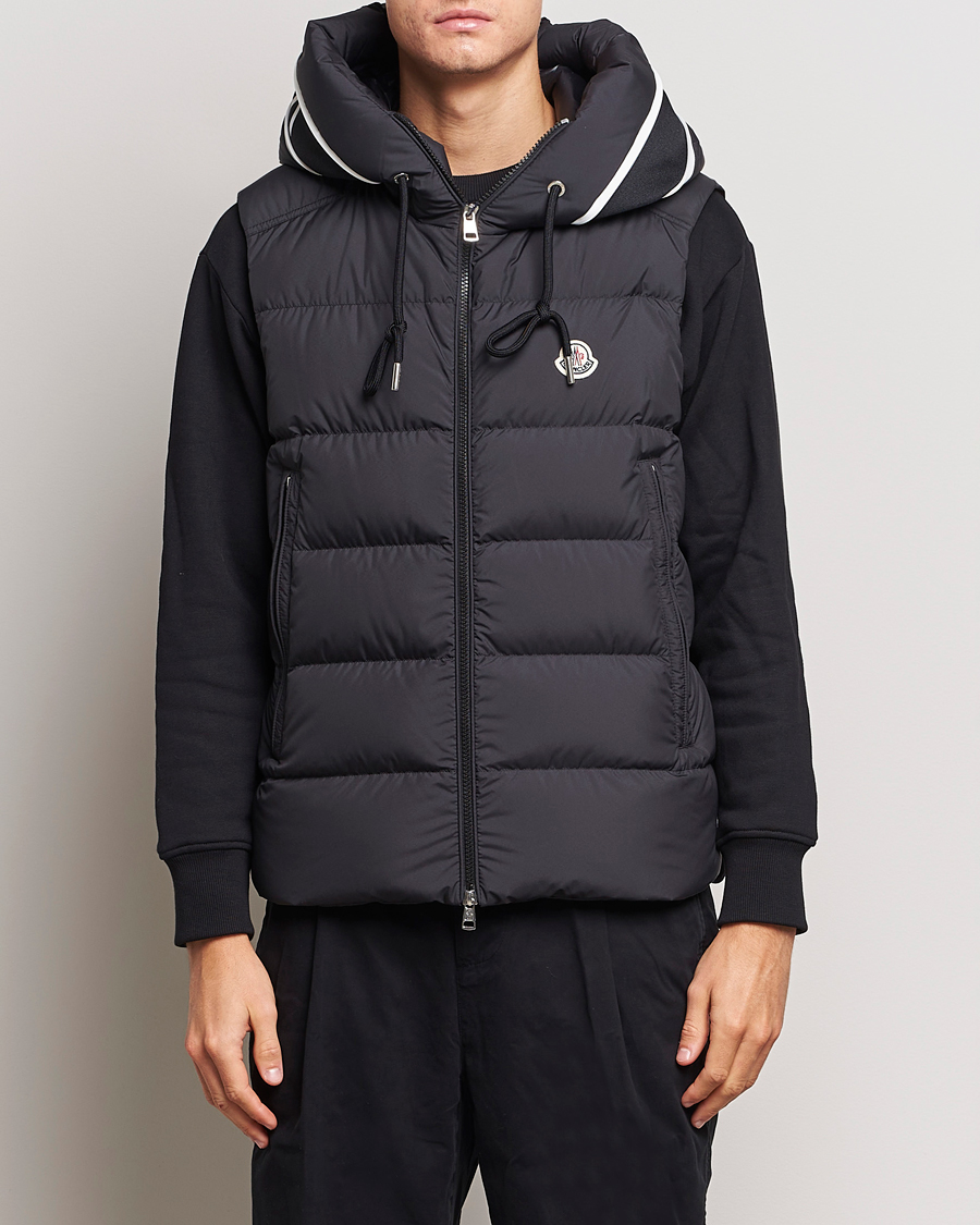 Men | Coats & Jackets | Moncler | Cardamine Hooded Down Vest Black