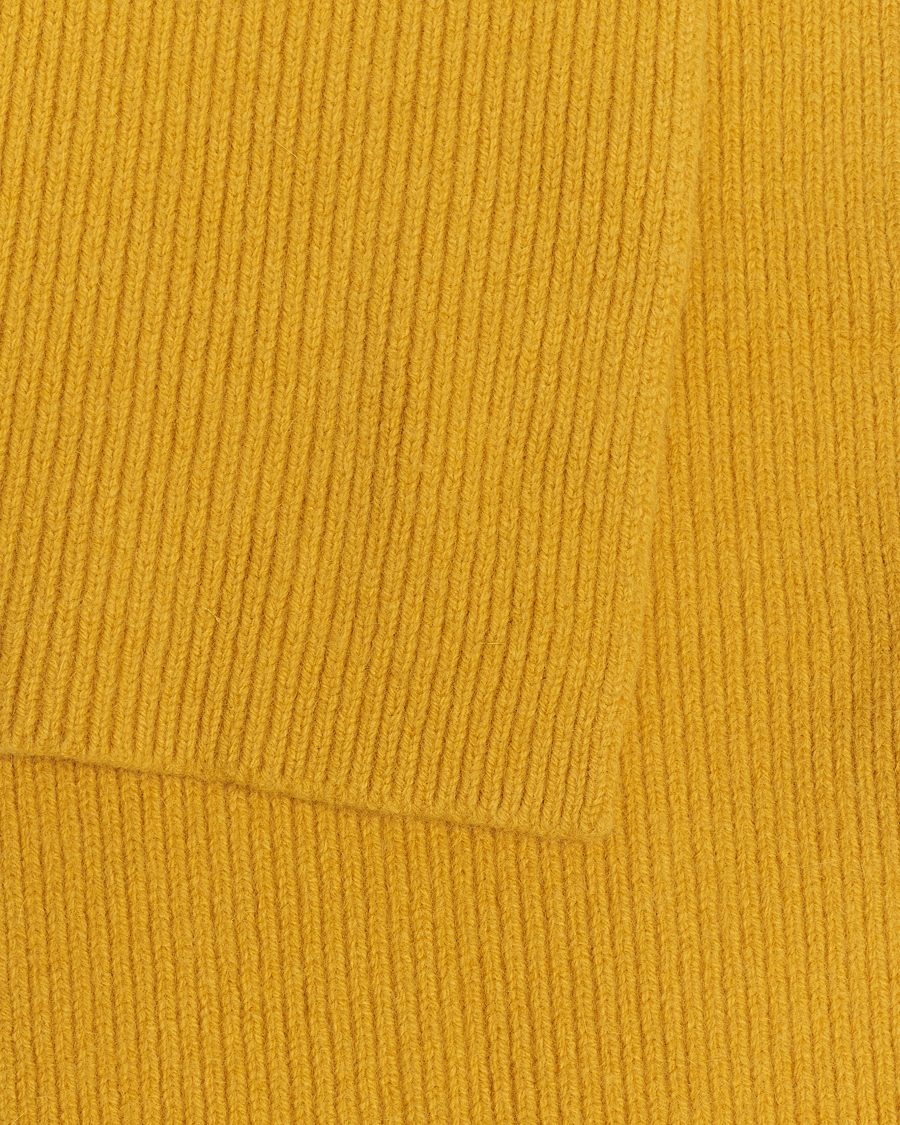 Men | Scarves | Le Bonnet | Lambswool/Caregora Scarf Mustard
