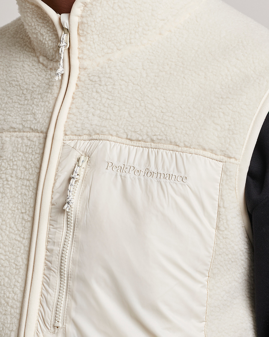 Men | Peak Performance Pile Vest Vintage White | Peak Performance | Pile Vest Vintage White