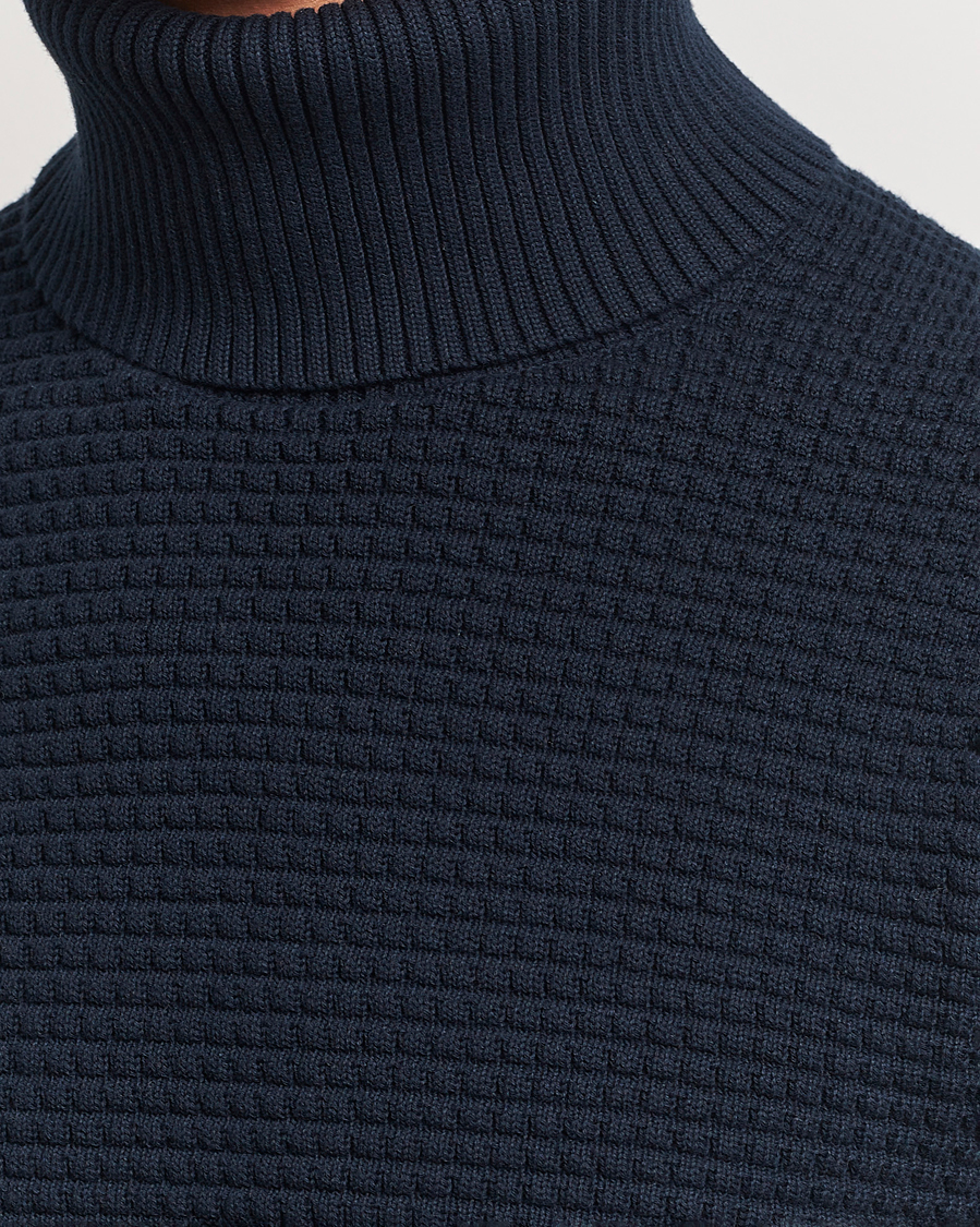 Men | Sweaters & Knitwear | J.Lindeberg | Olivero Cotton Turtle Sweater Navy