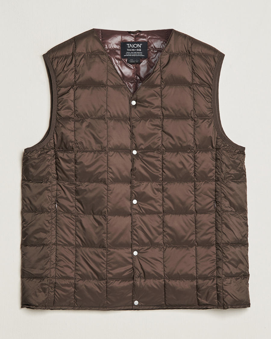 Men | Coats & Jackets | TAION | V-Neck Lightweight Down Vest Dark Choco