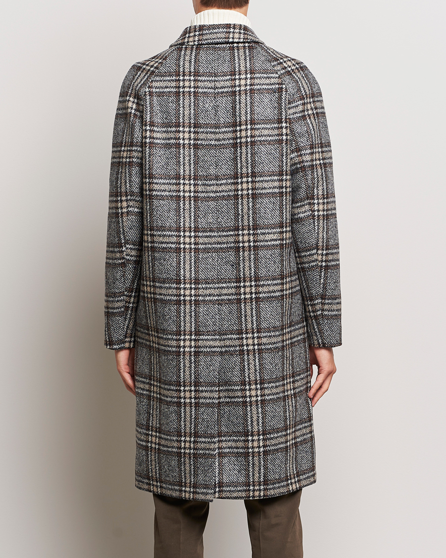 Men | Coats & Jackets | Oscar Jacobson | Sala Checked Raglan Wool Coat Brown