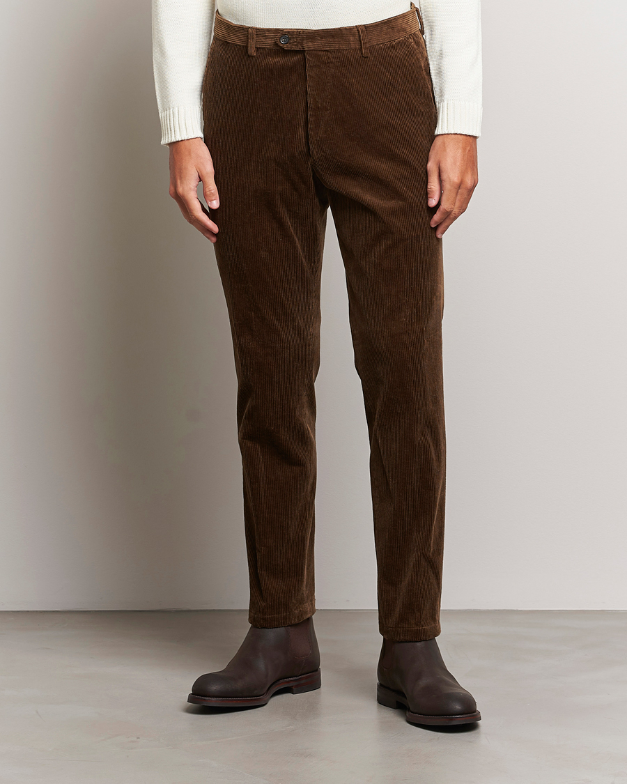 Men | Trousers | Oscar Jacobson | Denz Corduroy Trousers Camel