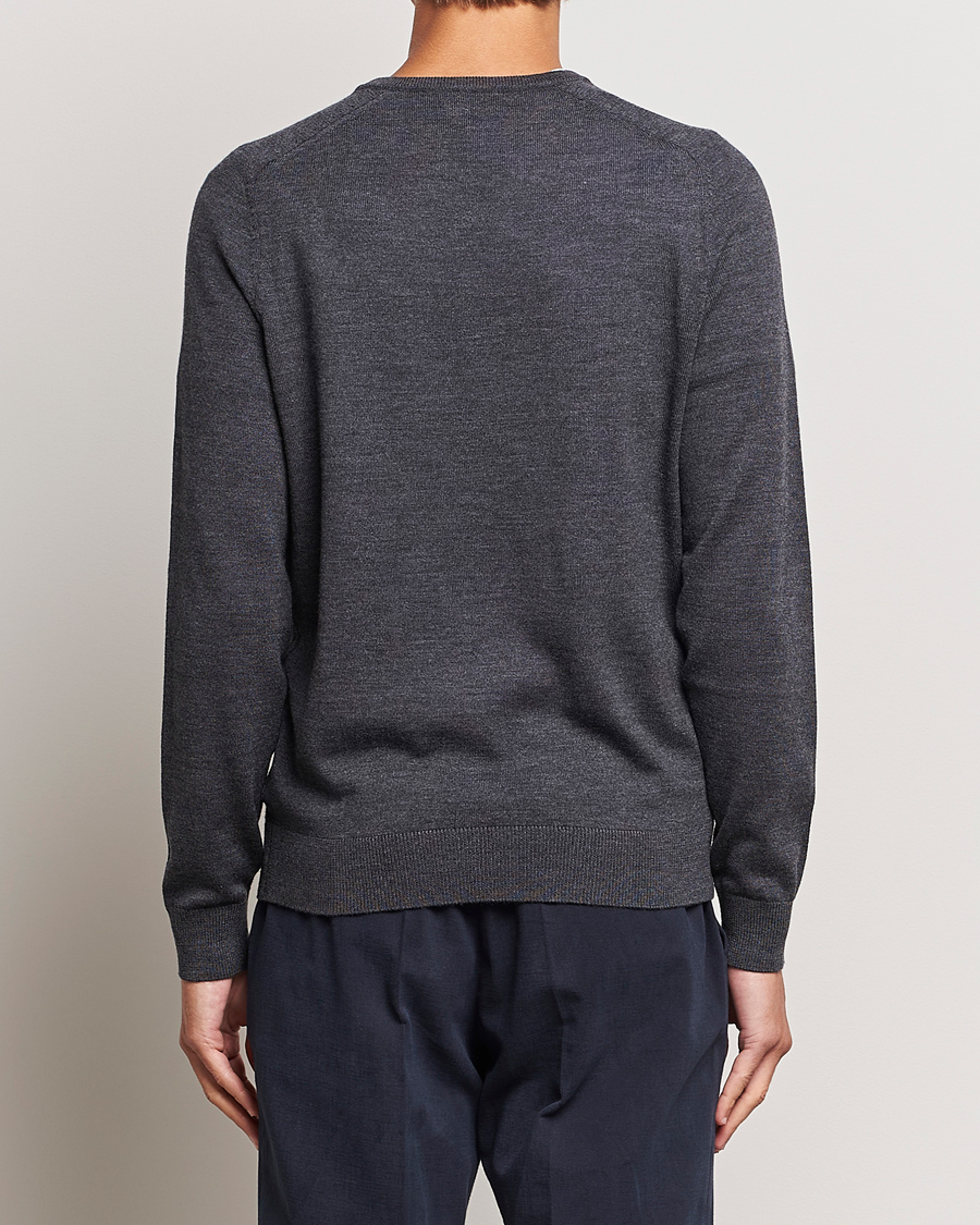 Men | Sweaters & Knitwear | Morris | Merino V-neck Grey