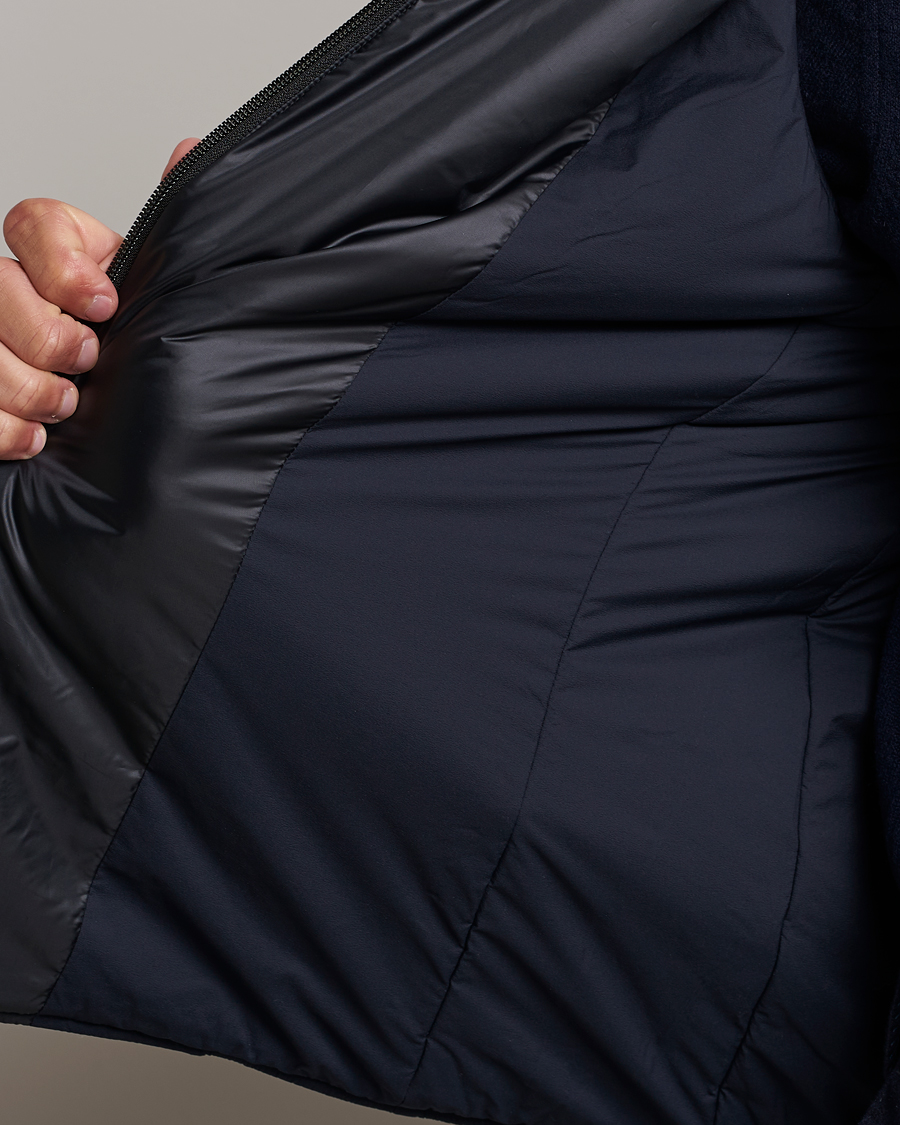 Men | Gilets | UBR | Raptor Lightweight Vest Navy