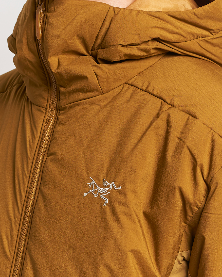 Men | Coats & Jackets | Arc'teryx | Atom Hooded Jacket Yukon