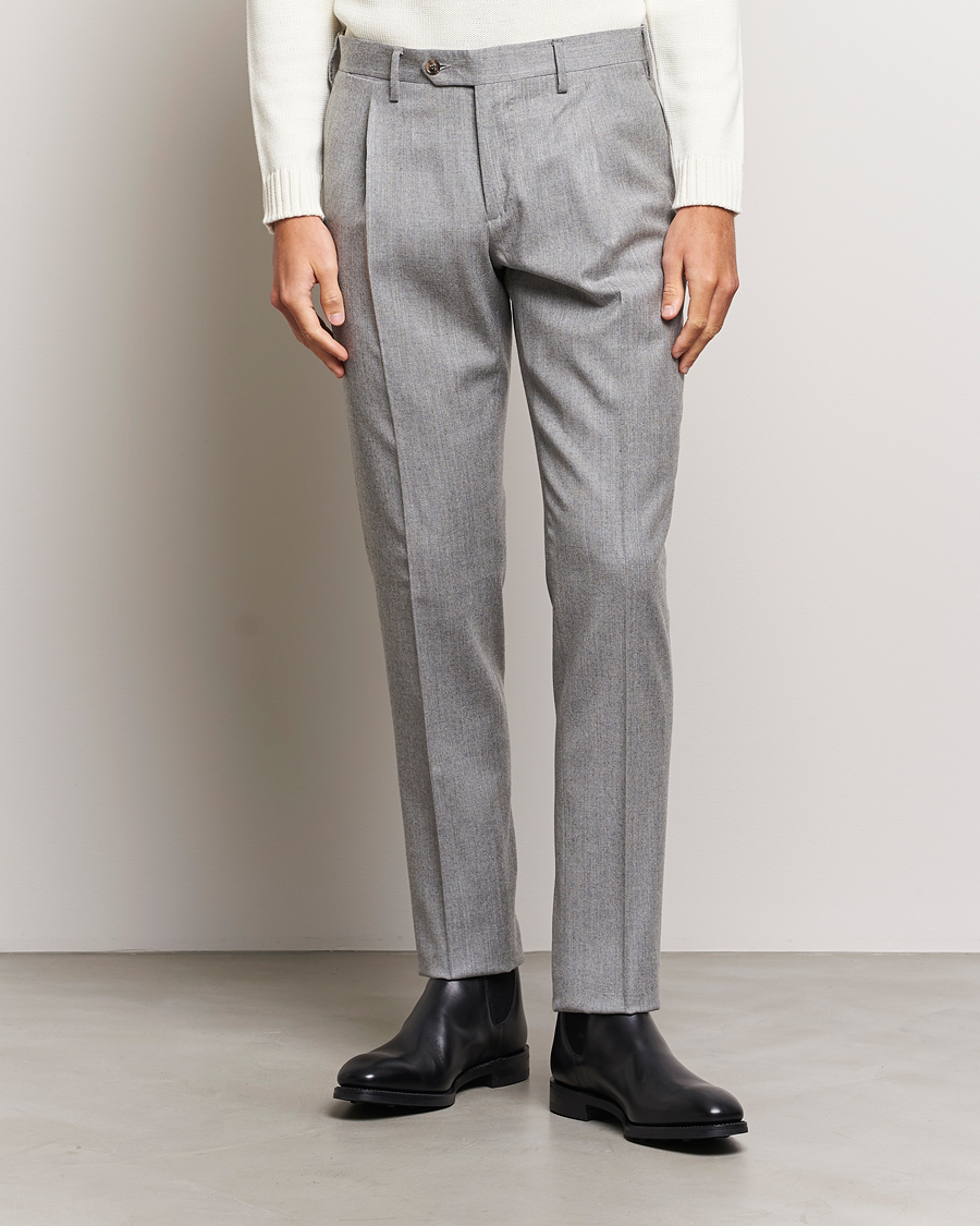 Men | Trousers | Lardini | Wool/Cashmere One Pleat Trousers Light Grey