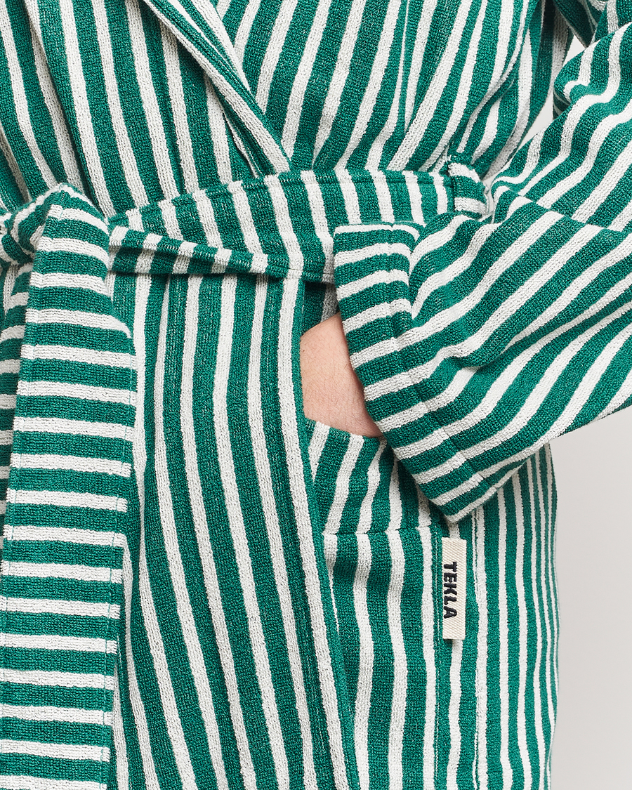 Men | Pyjamas & Robes | Tekla | Organic Terry Hooded Bathrobe Teal Green Stripes
