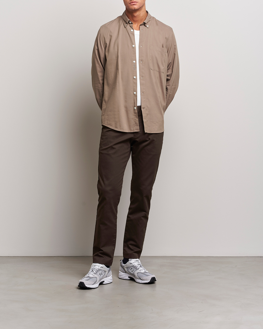 Men | Trousers | NN07 | Theo Regular Fit Chinos Demitasse Brown