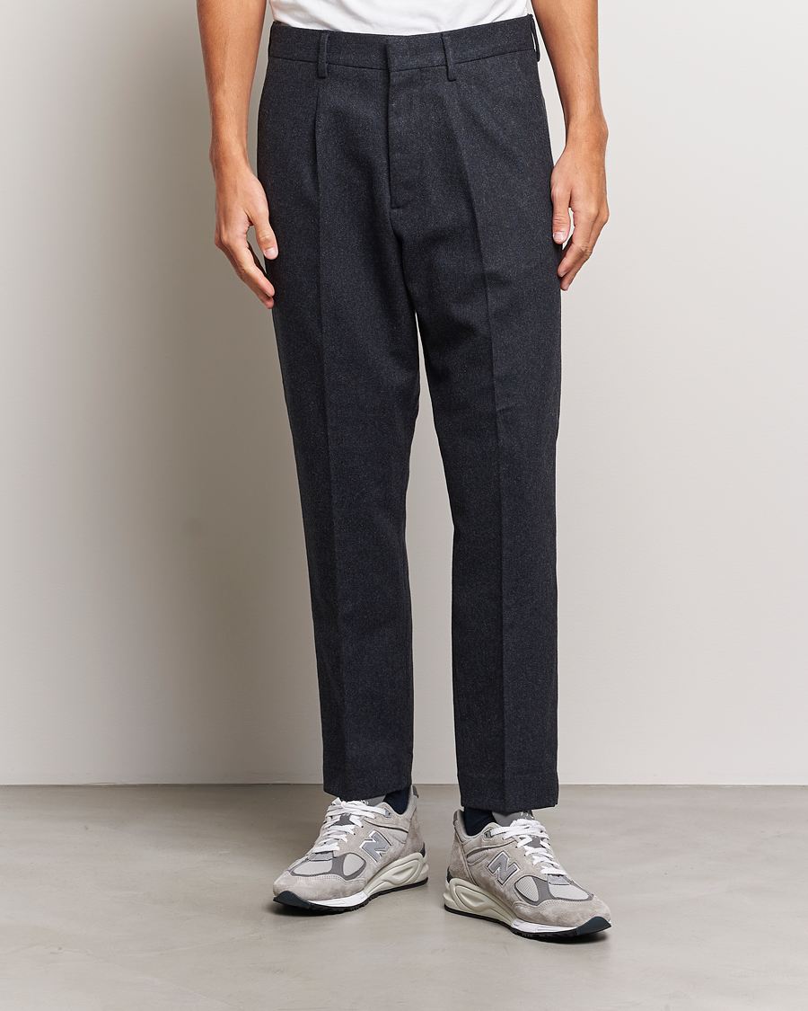 Men | Trousers | NN07 | Bill Brushed Flannel Pleated Trousers Navy Blue