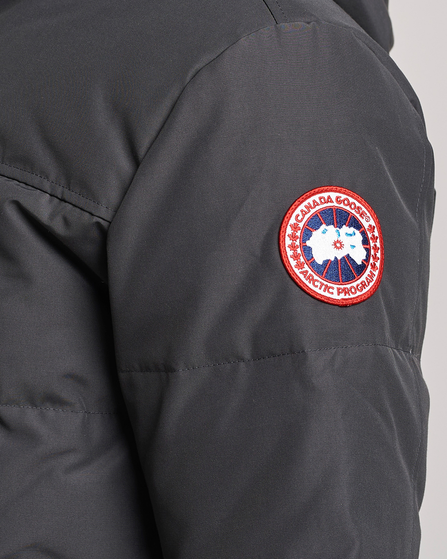 Men | Coats & Jackets | Canada Goose | Macmillan parka Graphite