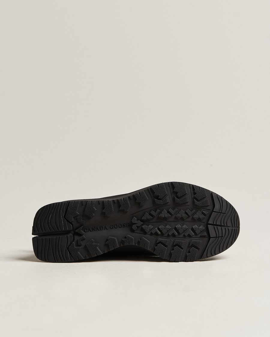 Men | Canada Goose Glacier Trail Sneaker White/Black | Canada Goose | Glacier Trail Sneaker White/Black