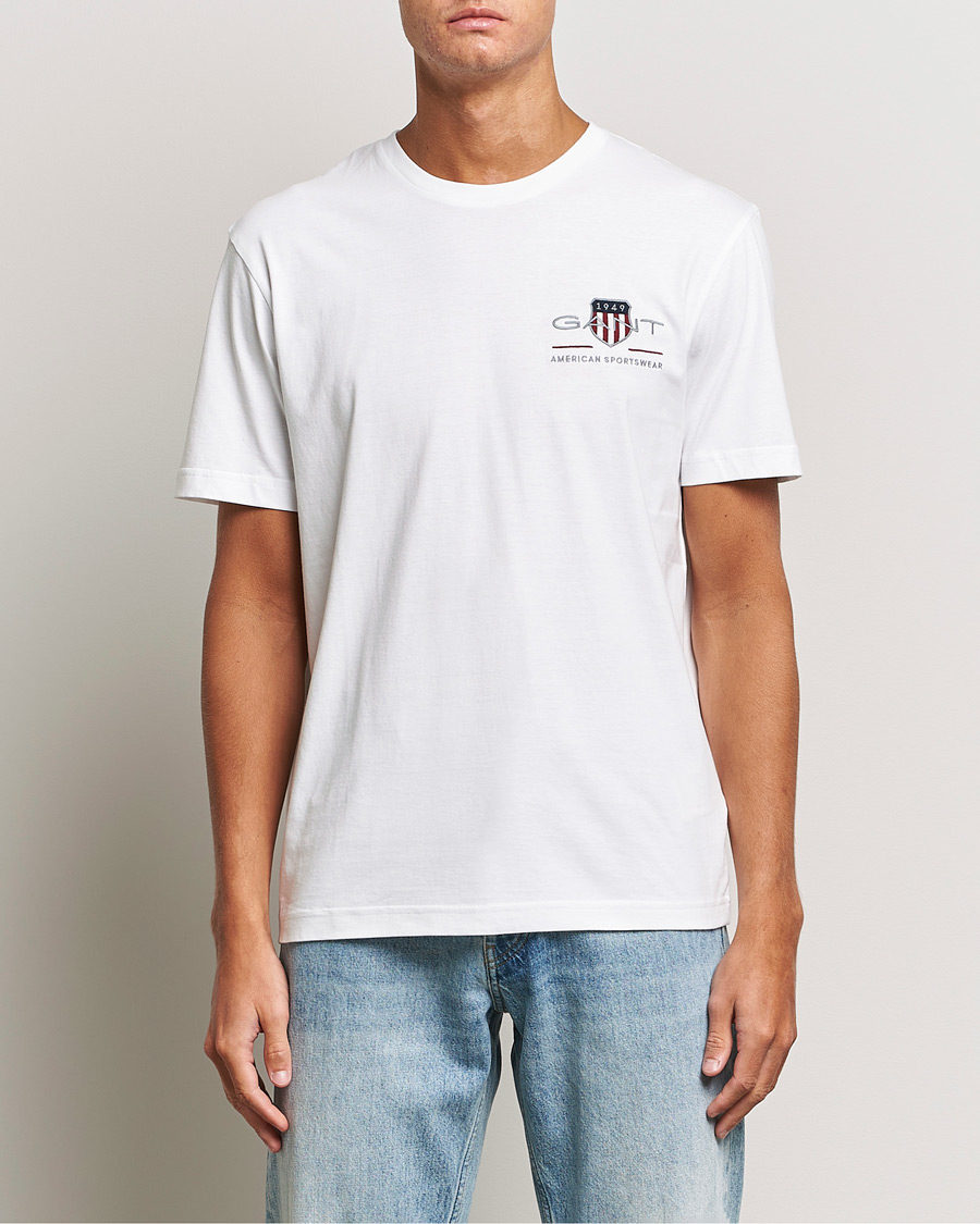 Men | T-Shirts | GANT | Archive Shield Small Logo T-Shirt White