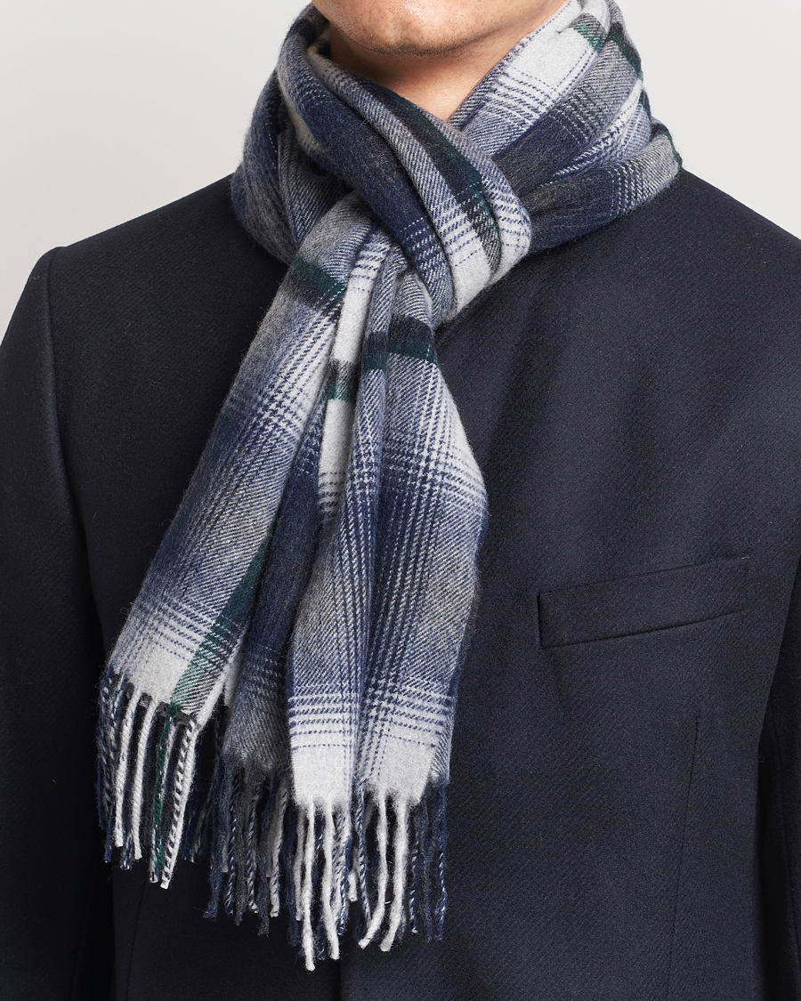 Men | Begg & Co Wool/Cashmere Shadow Check Scarf 32*180cm Silver/Navy | Begg & Co | Wool/Cashmere Shadow Check Scarf 32*180cm Silver/Navy