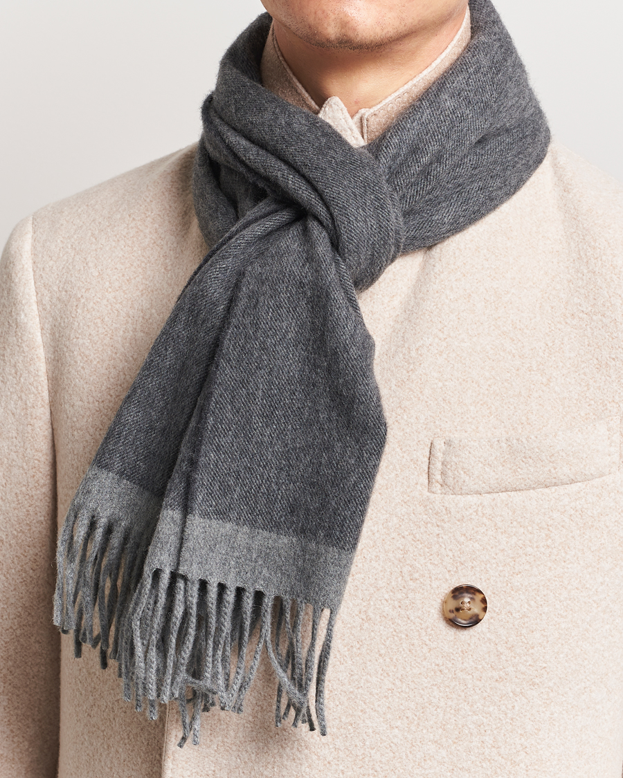 Men | Begg & Co Solid Board Wool/Cashmere Scarf Flannel Charcoal | Begg & Co | Solid Board Wool/Cashmere Scarf Flannel Charcoal