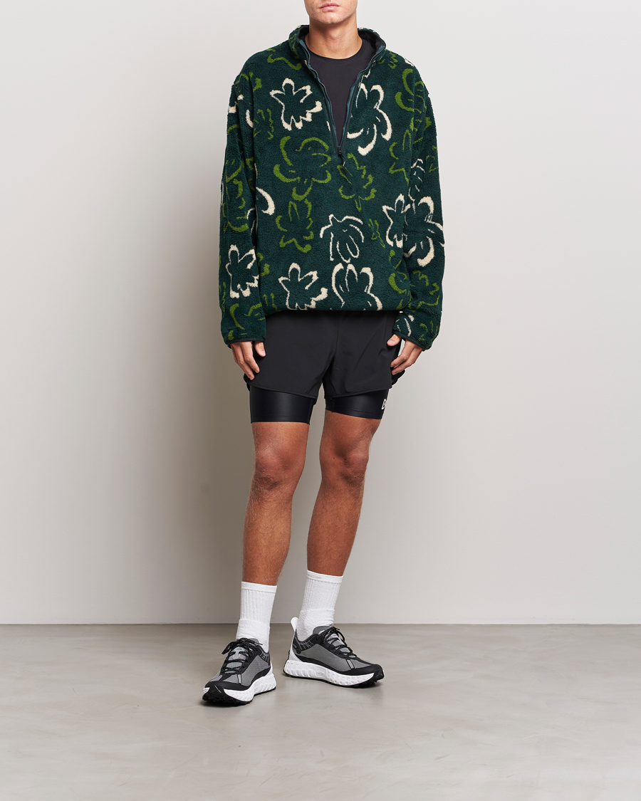 Men | Shorts | District Vision | Layered Pocketed Trail Shorts Black